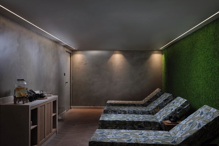Spa 43 of 79