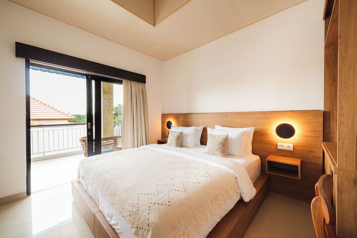 Room 4 of 39