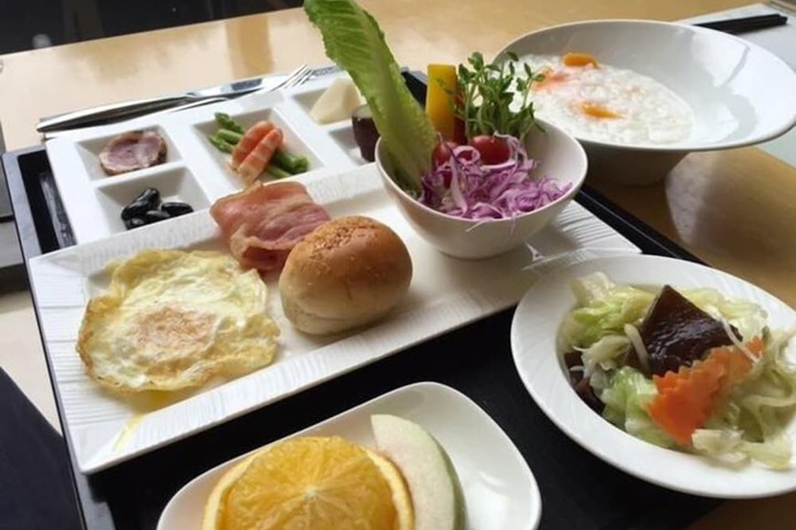 Breakfast/Coffee Service 47 of 58