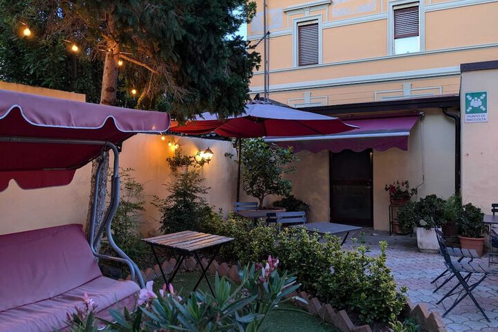 Hotel Exterior 56 of 59