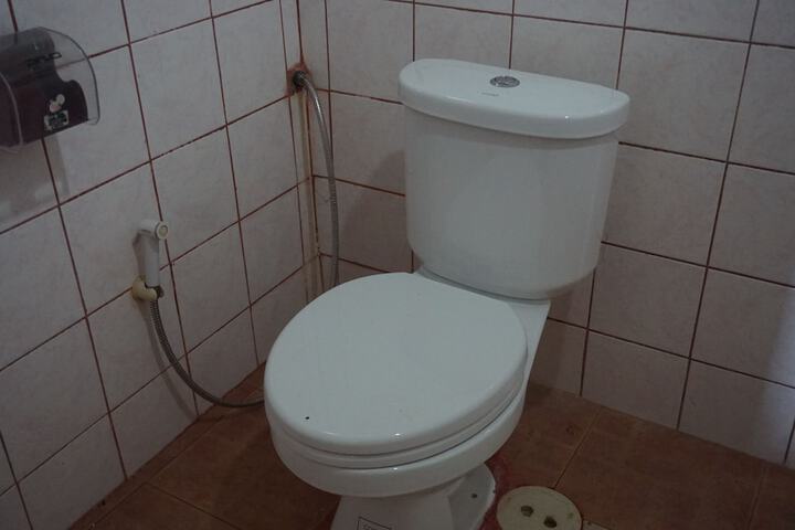 Room 26 of 38