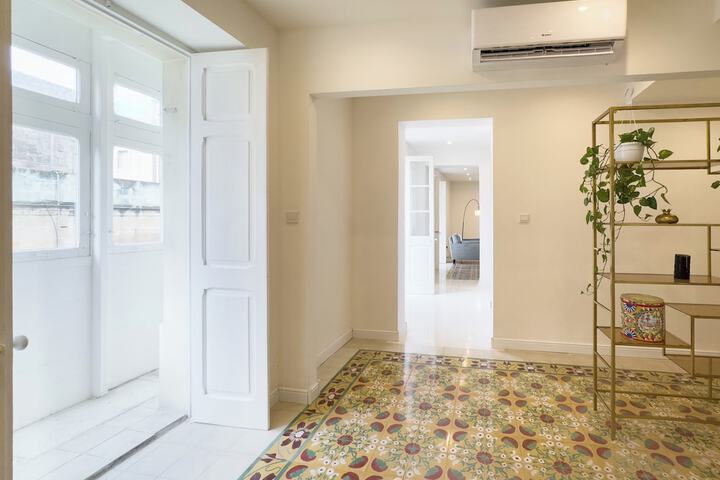 Room 41 of 68