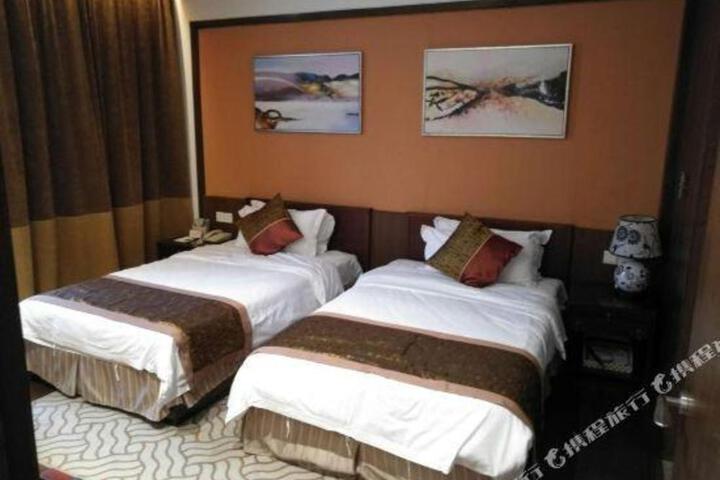 Yixing yunhu resort hotel