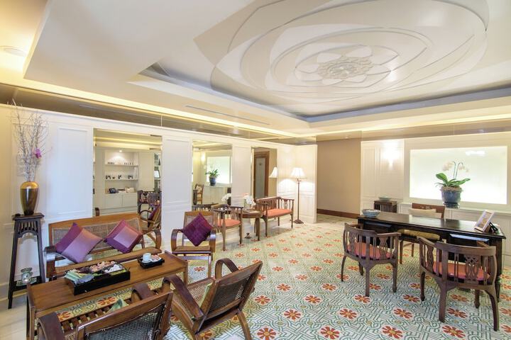 Hotel Interior 99 of 142