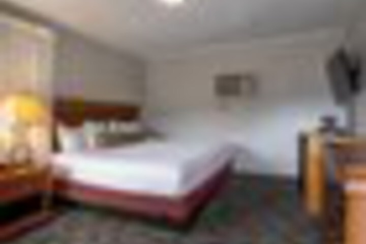 Room 110 of 549