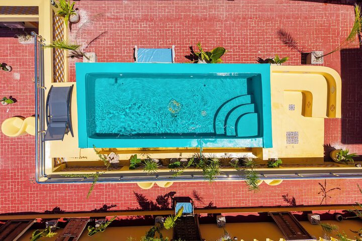 Pool 65 of 116