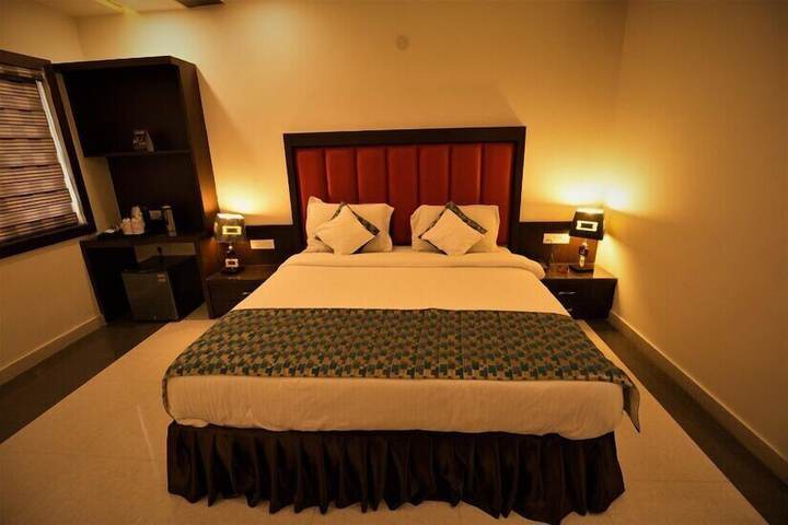 Room 10 of 22