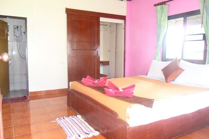 Room 7 of 56