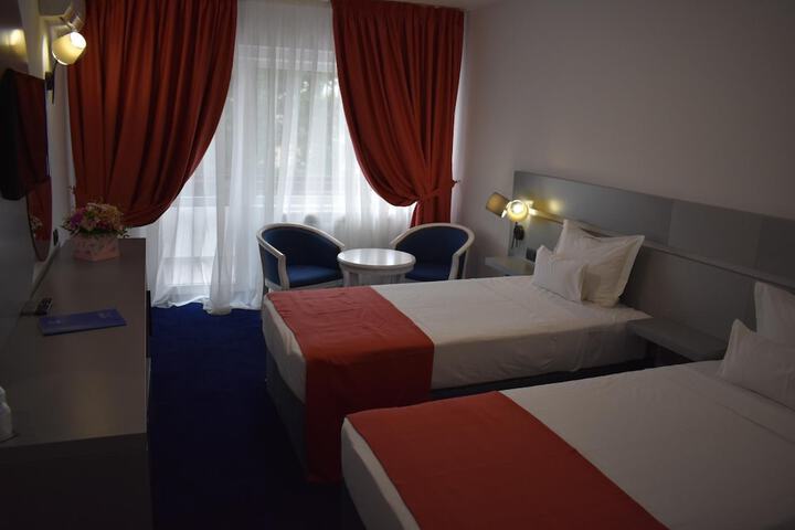 Room 18 of 55