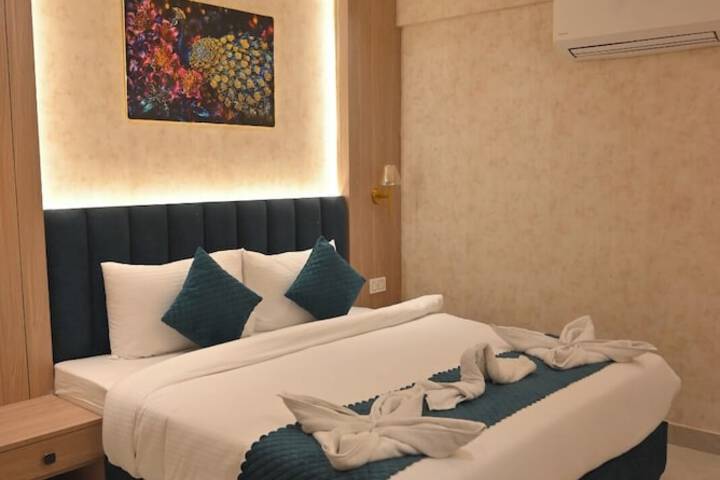 Room 15 of 23