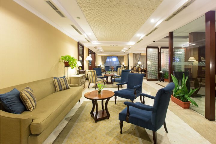 Hotel Interior 4 of 31