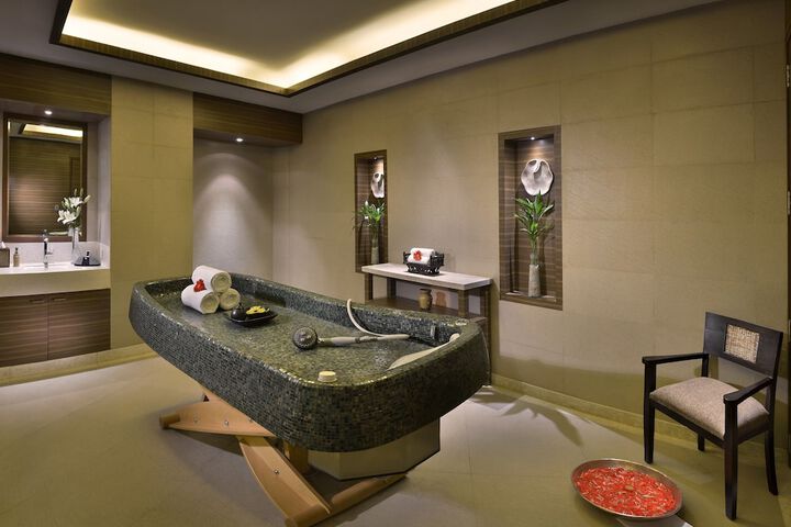 Relaxing Spa