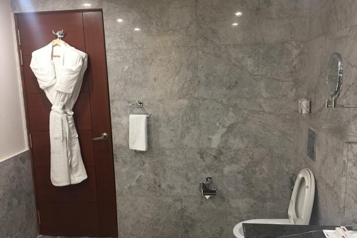 Room 30 of 55