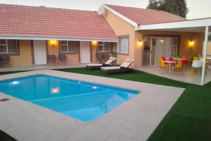 Benoni N12 Hotel