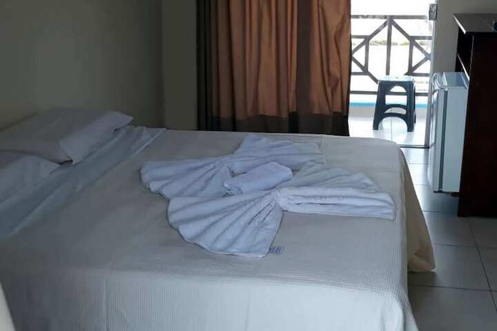 Room 6 of 26