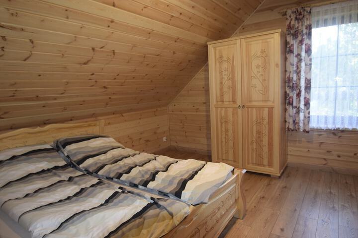 Room 7 of 40