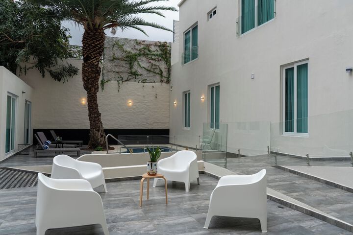 Terrace/Patio 22 of 33