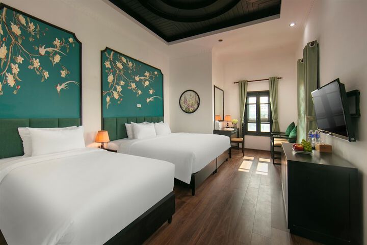 Room 4 of 47