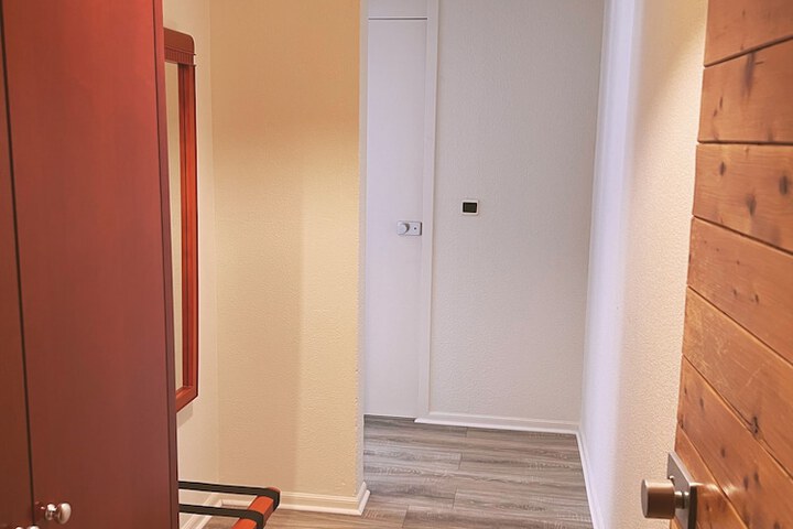 Room 34 of 128