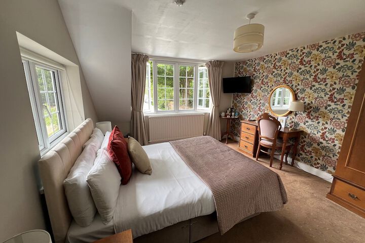 Room 10 of 35