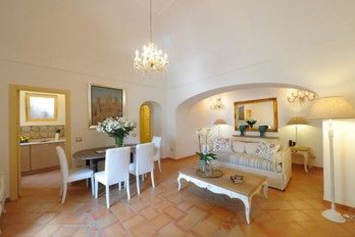 Room 17 of 20