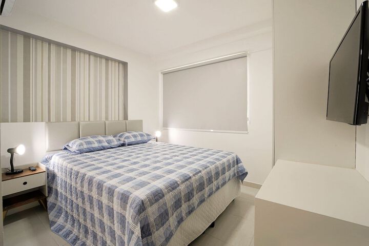Room 3 of 42