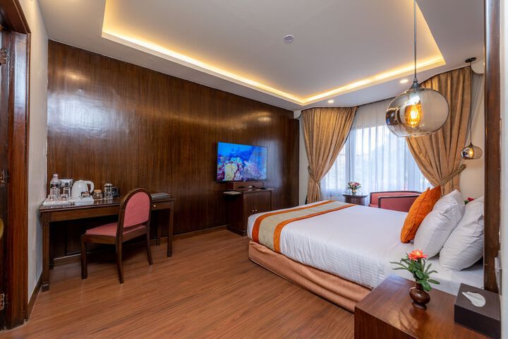 Room 25 of 191
