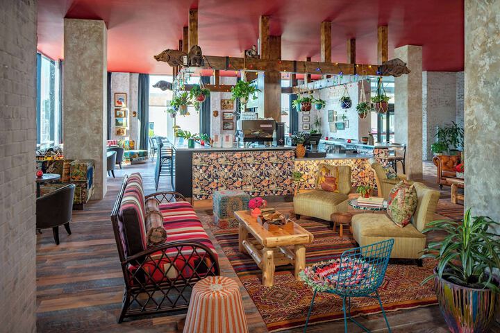 Breakfast area