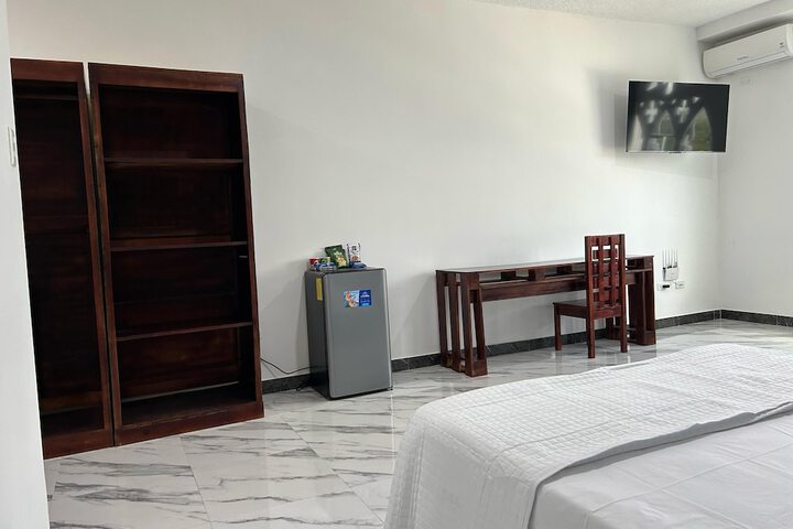 Room 16 of 74
