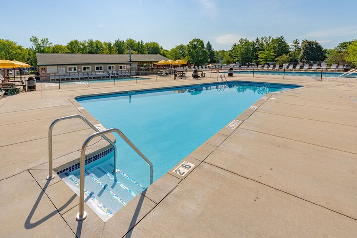 Pool 17 of 29