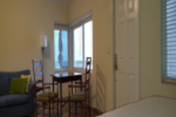 Room 395 of 695