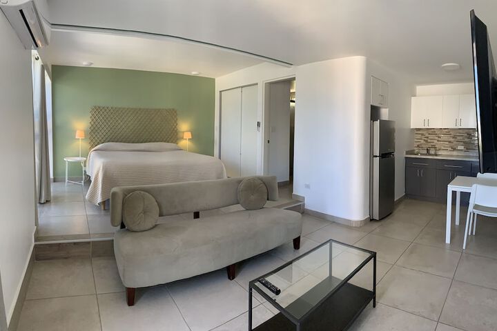 Room 5 of 34