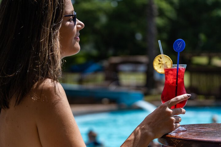 Pool 62 of 138