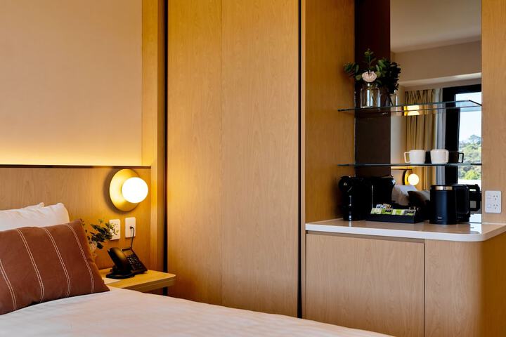 Room 7 of 71