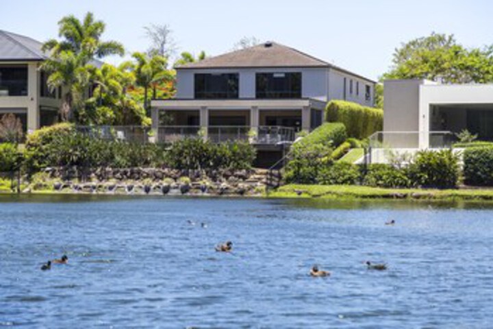 Property Grounds 17 of 39