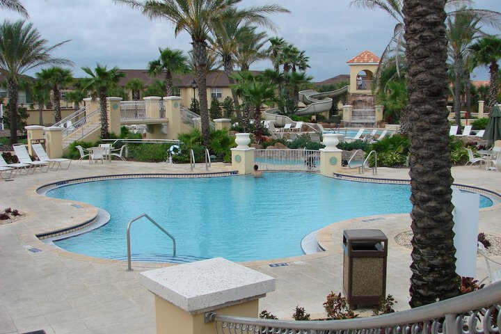 Pool Hotel