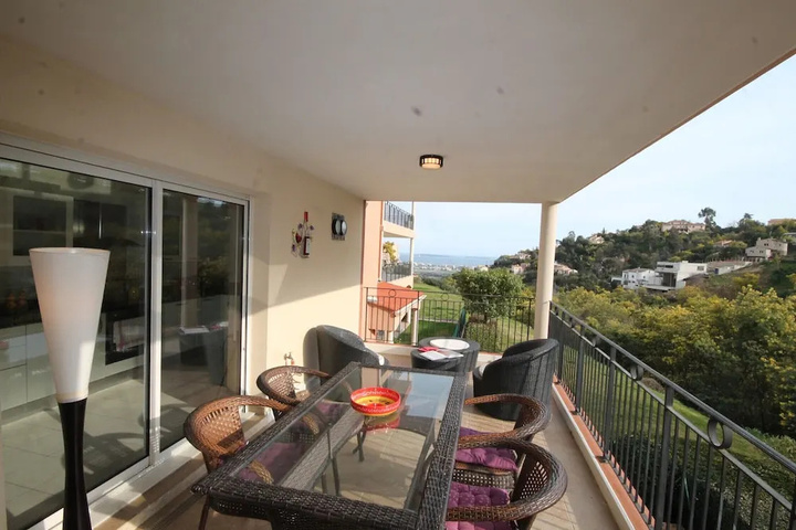 Terrace/Patio 5 of 12