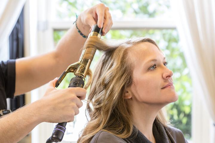 Hair salon