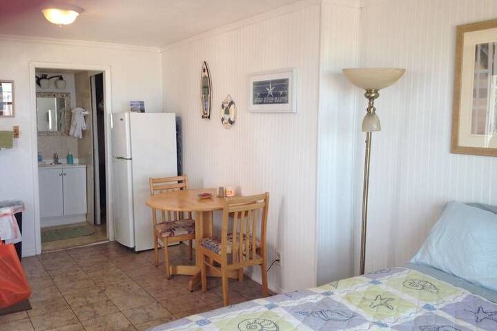 Room 10 of 29