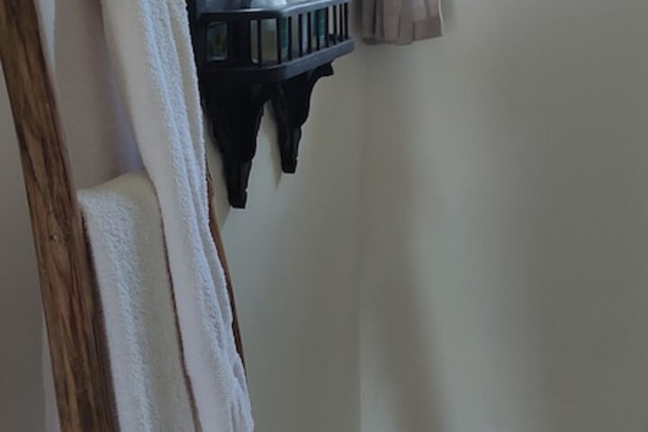 Room 36 of 62
