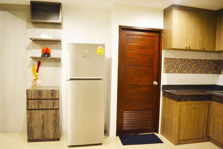 Room 32 of 46