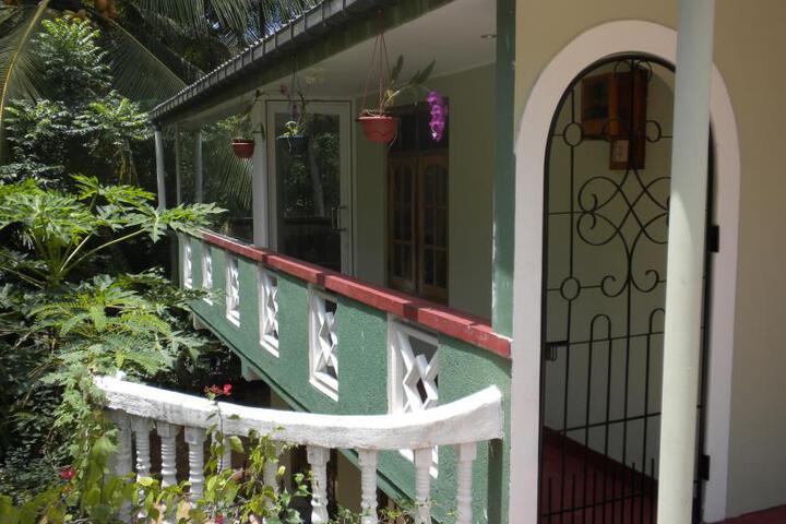 Hotel 3 of 6