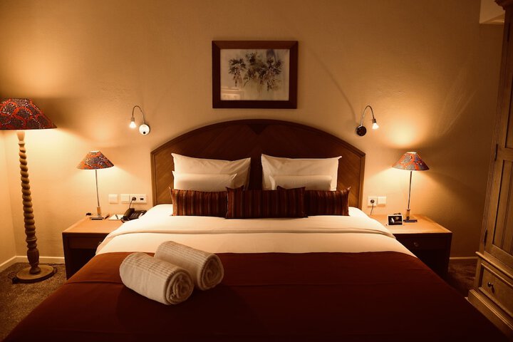 Room 16 of 87