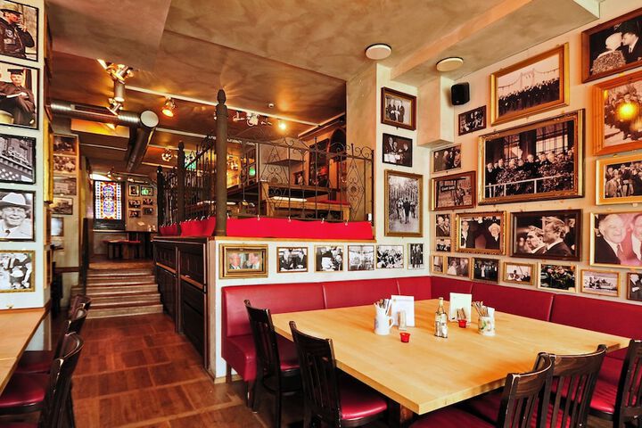 Dining 162 of 194
