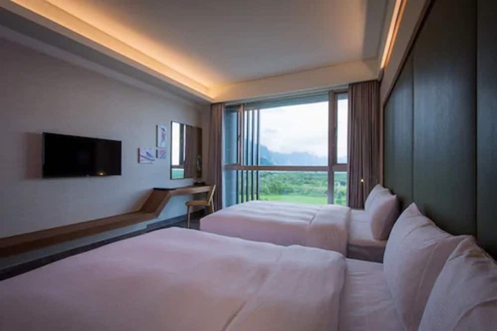 Room 17 of 60
