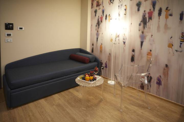 Room 9 of 50