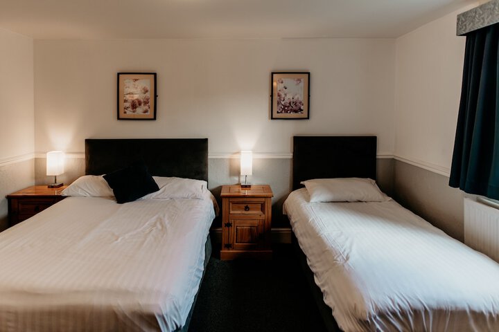 Room 10 of 43