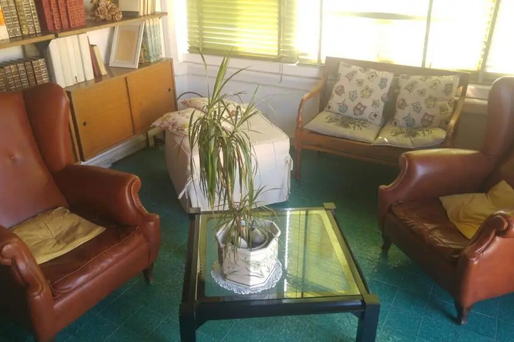 Room 5 of 7