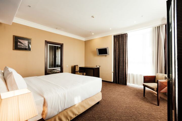 Room 13 of 56