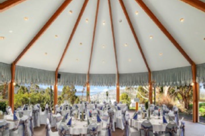 Ballroom/Hall 57 of 384